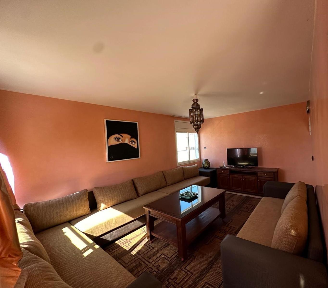Superbe Appartement Centre Agadir 10Mn A Pied Plage Exterior photo